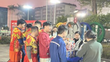金蛇開運，物流送?！癫裎锪骷瘓F組織單位參加玉柴年貨節(jié)活動
